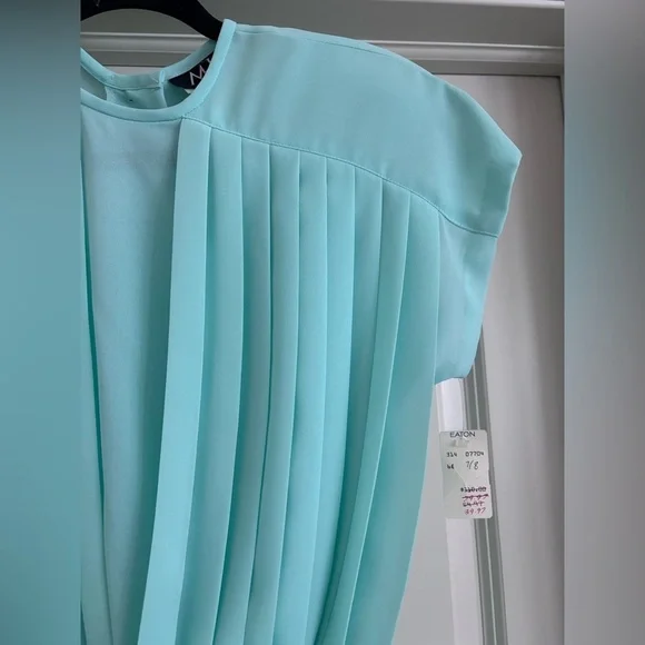 Elegant Vintage Aqua Pleated Dress - Picture 9 of 10